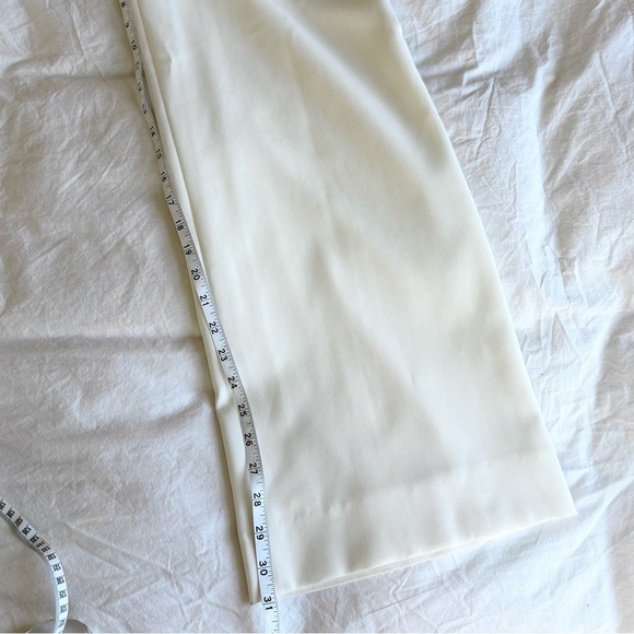 NWT Antonio Melani White Jumpsuit, size 4 - Picture 4 of 7